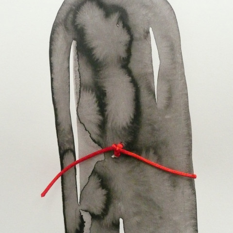 FRATELLI DI SANGUE, 2015 - Lavis d’inchiostro su carta e filo rosso | Dimensioni variabili