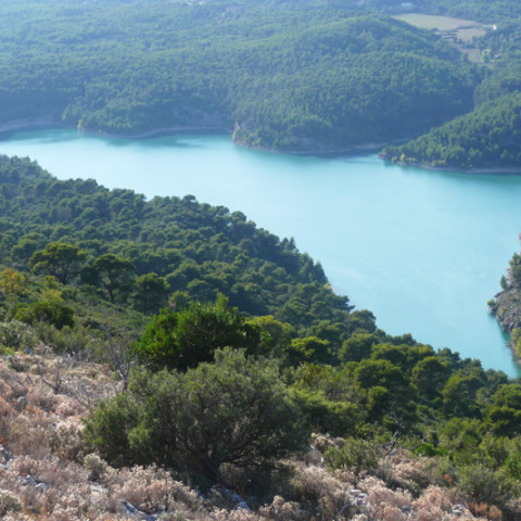 isola_sicilia_lago